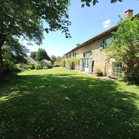 Le Bonheur Du Perigord - D'hote Mialet (Dordogne)