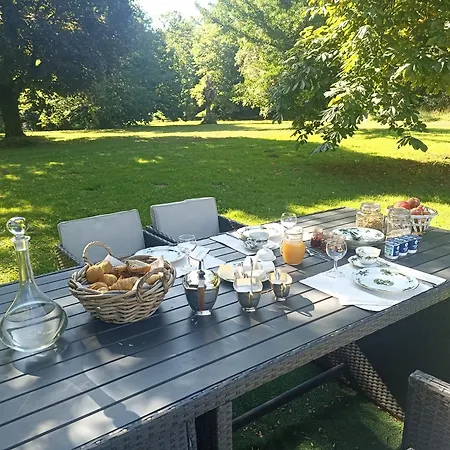 Le Bonheur Du Périgord - D'hôte Bed & Breakfast Mialet (Dordogne)